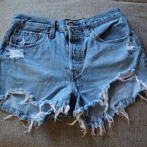 Levi’s 501 high rise jean shorts size 27